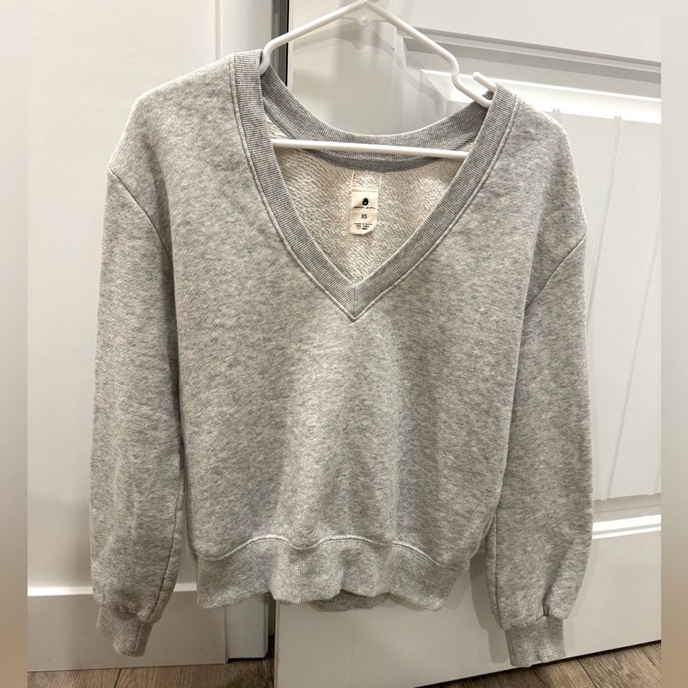 Spiritual Gangster - light grey V-neck sweatshirt - size XS - brand new!